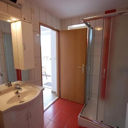 With A Parking Space , Krk - 20629 Apartment Malinska