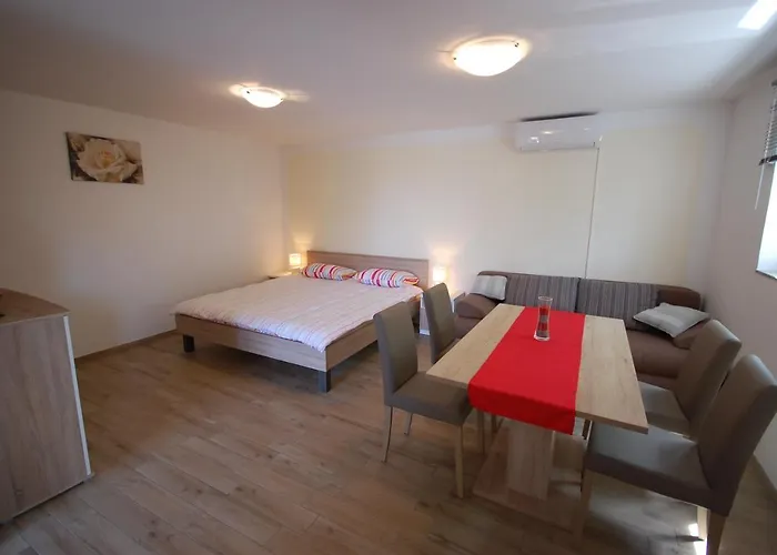 With A Parking Space , Krk - 20629 Apartman *