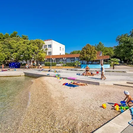 Appartamento With A Parking Space , Krk - 20629 *